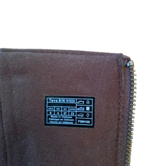 Teva Foxy Leather Boots - 6 - Picture 6 of 10